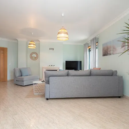 Atlantic Ocean 2bdr With Pool By Lovelystay Апартаменты *