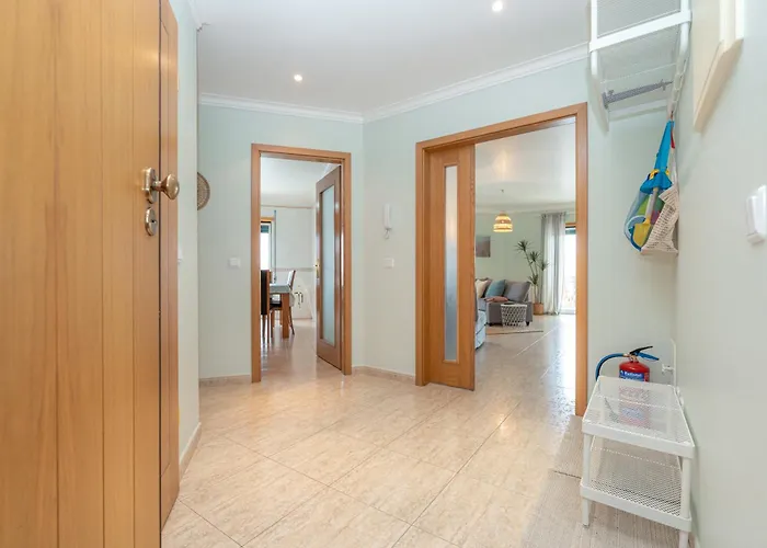 Atlantic Ocean 2bdr With Pool By Lovelystay Buarcos