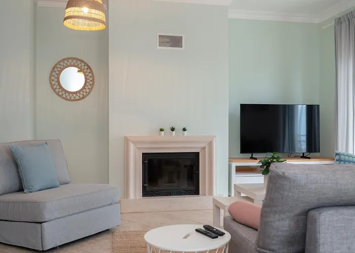 Apartman Atlantic Ocean 2bdr With Pool By Lovelystay Buarcos