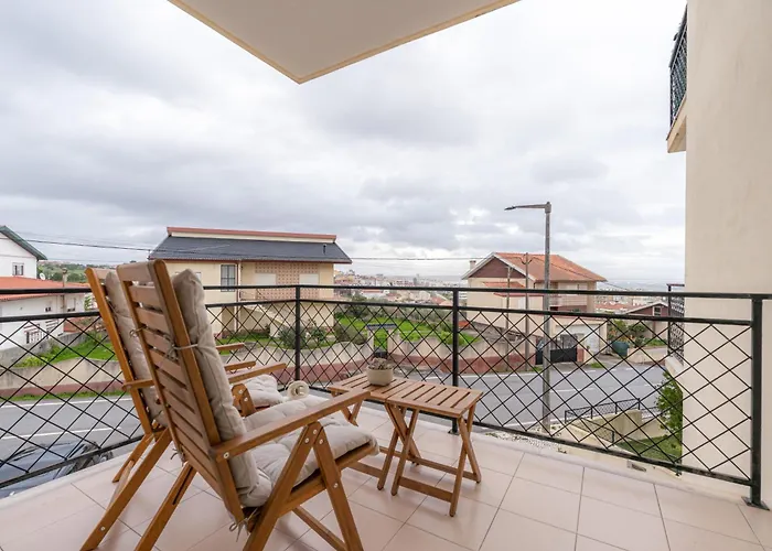 Atlantic Ocean 2bdr With Pool By Lovelystay