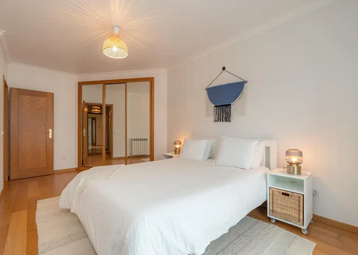 Atlantic Ocean 2bdr With Pool By Lovelystay Apartman