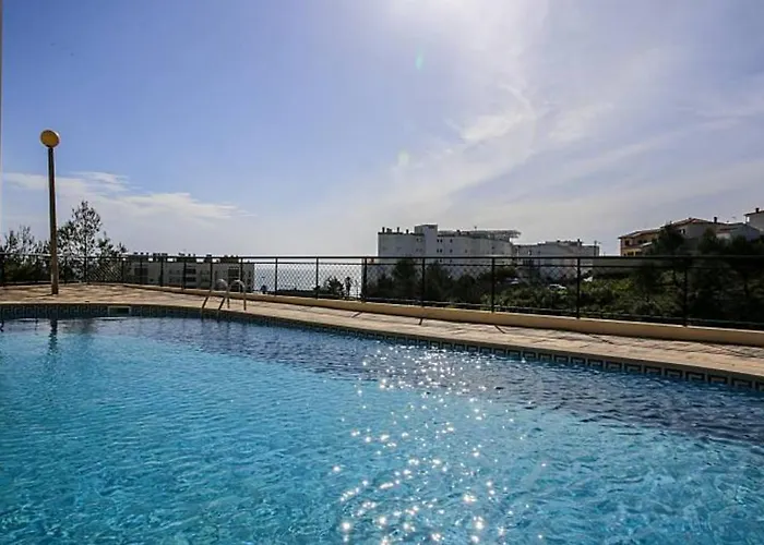 Atlantic Ocean 2bdr With Pool By Lovelystay Apartman *